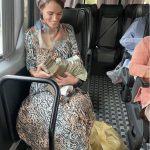 عکسی از یک زنِ روس در تهران که تکان‌دهنده شد